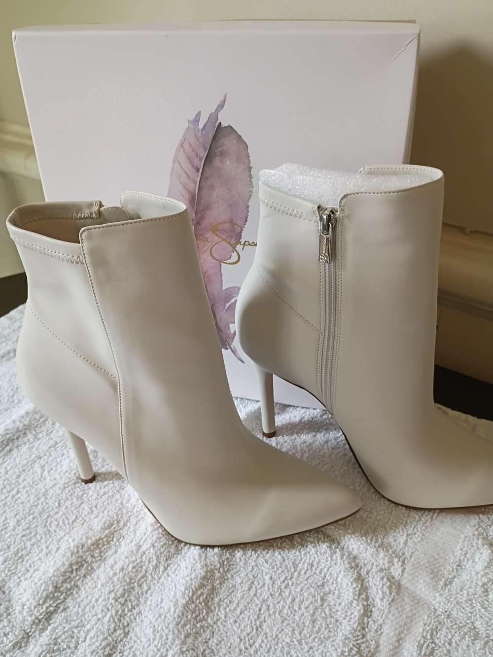 Jessica Simpson White Pointed Toe Stiletto Ankle Booties
